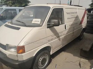 Volkswagen Transporter 2003 White