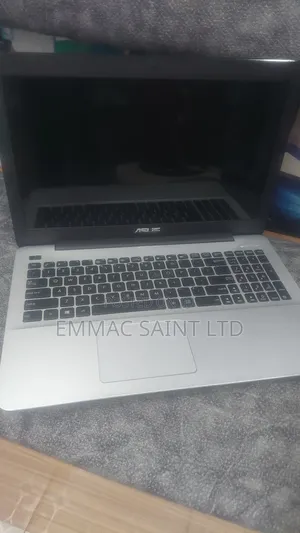 Laptop Asus X555LA 4GB Intel Core i5 HDD 500GB