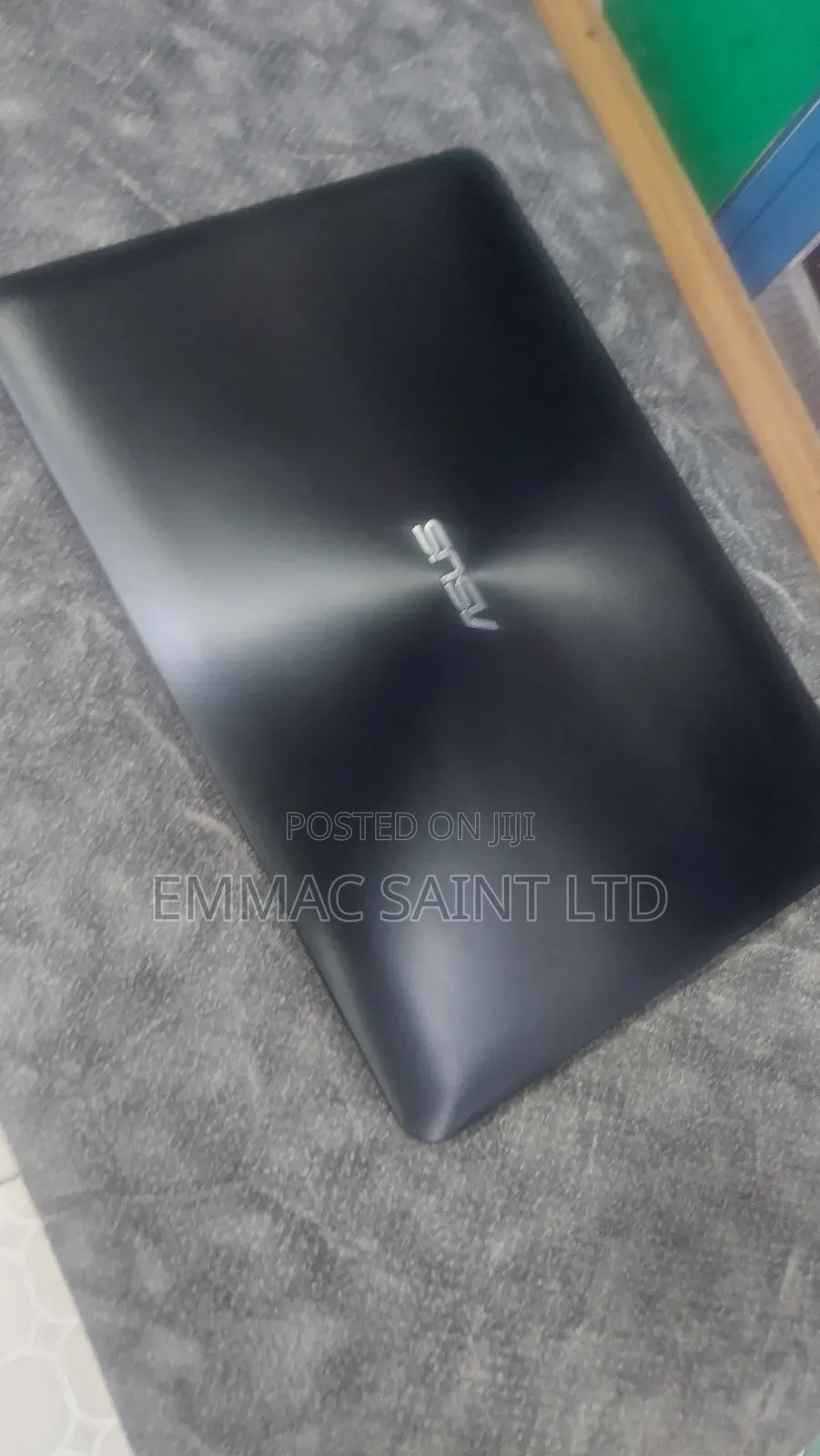 Laptop Asus X555LA 4GB Intel Core i5 HDD 500GB