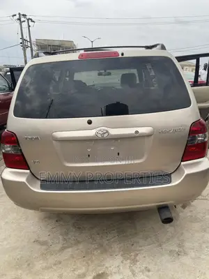 Toyota Highlander V6 4x4 2006 Gold