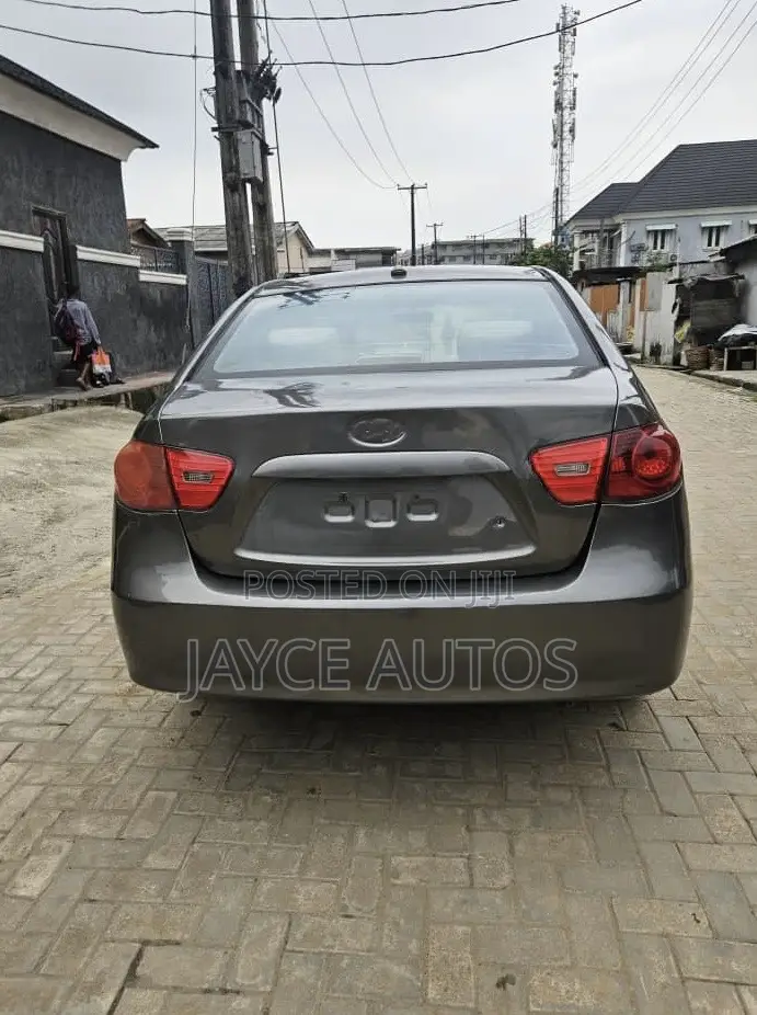 Hyundai Elantra 2009 Gray