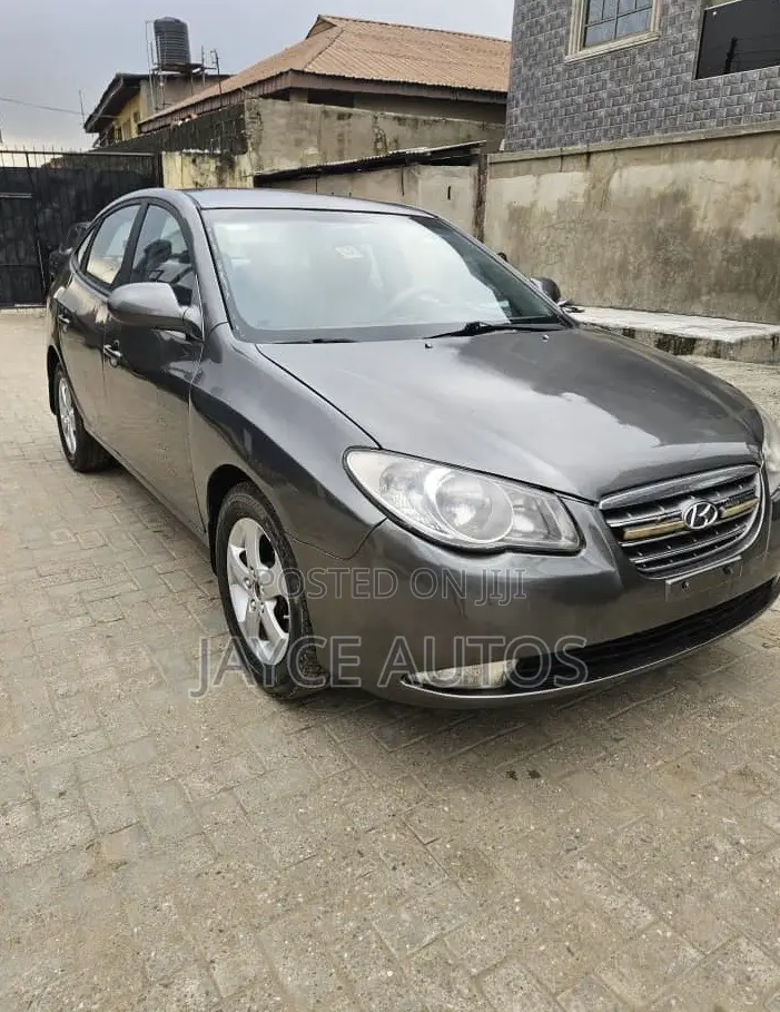 Hyundai Elantra 2009 Gray
