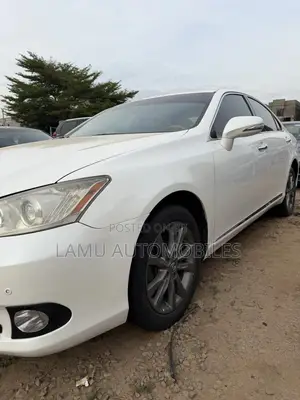 Lexus ES 350 2012 White