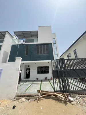 4bdrm Duplex in Ologolo for rent