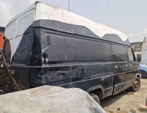 Iveco Daily 1999 Black