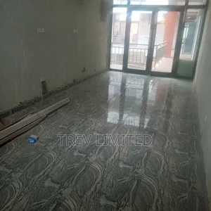 Sharp and Serene Shop Upstairs (24sqm)