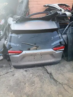Complete Boot Toyota Rav4 2020/2023