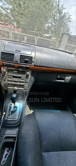 Toyota Avensis 2006 Black