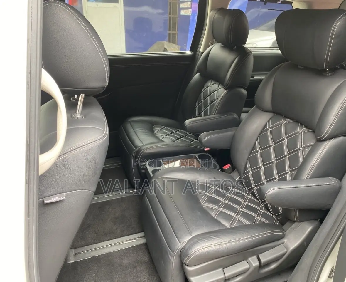 Nissan Elgrand 2013 White