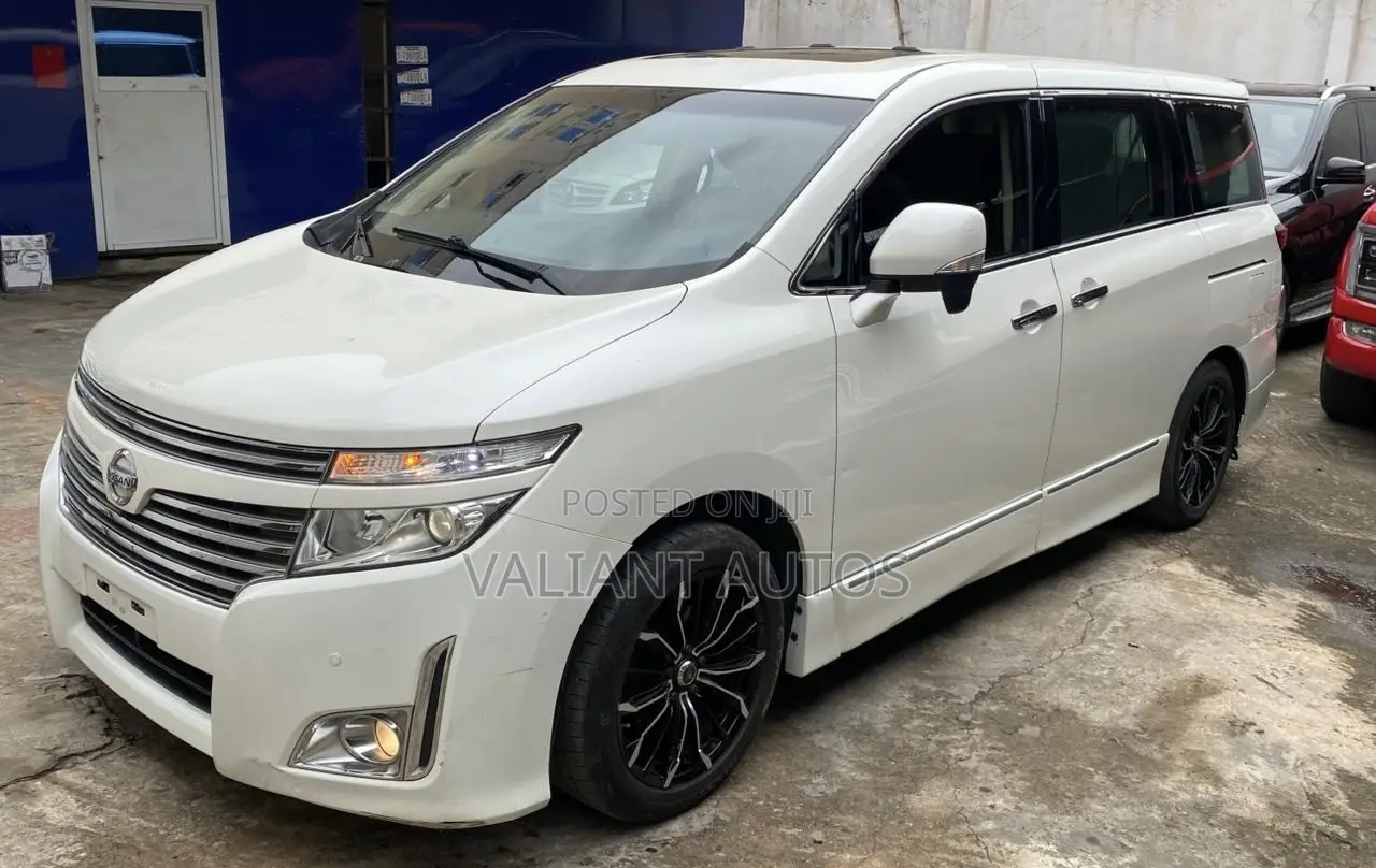 Nissan Elgrand 2013 White