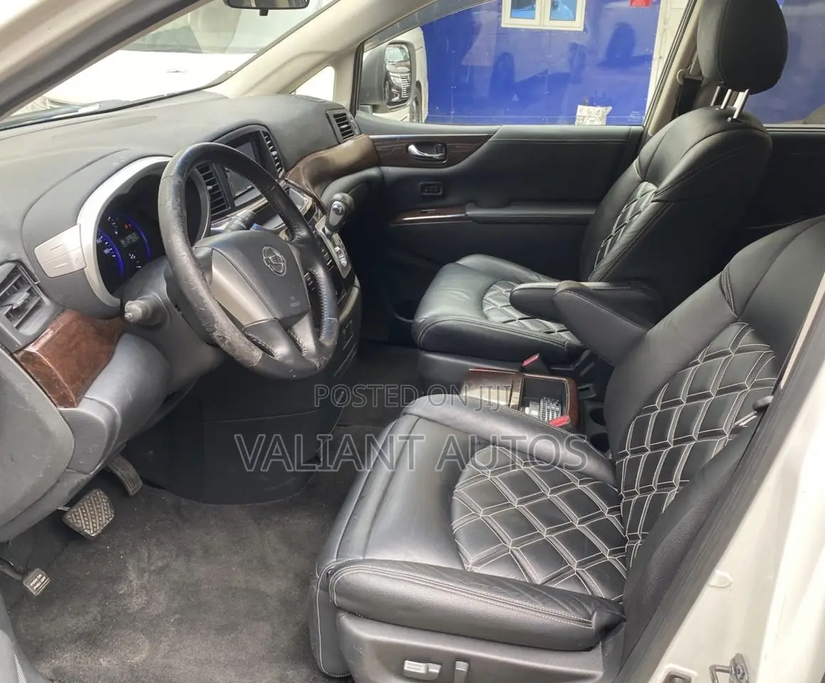 Nissan Elgrand 2013 White