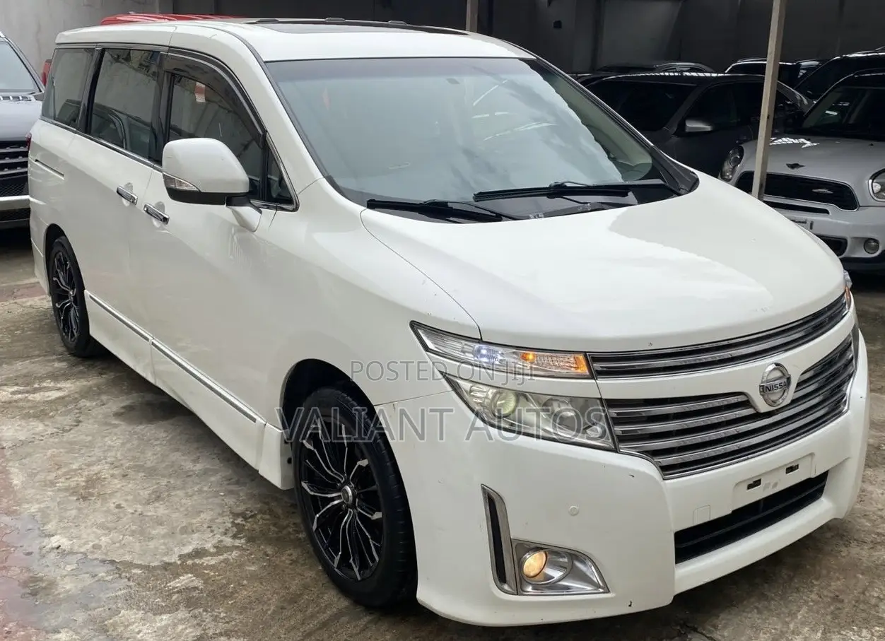 Nissan Elgrand 2013 White