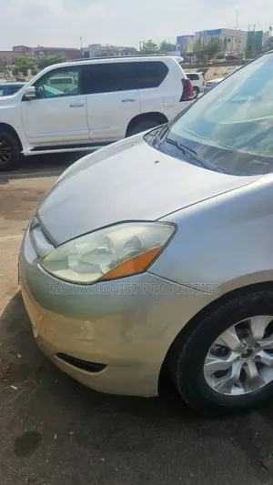 Toyota Sienna LE AWD 2006 Green