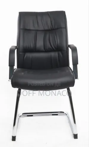 107 Leather Visitors Chair