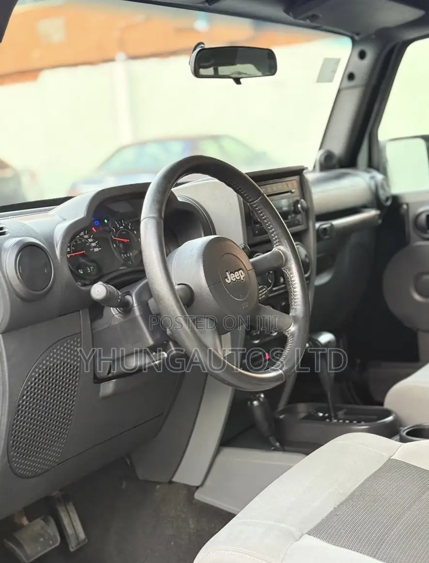 Jeep Wrangler 4.0 Sahara Automatic 2008 Black