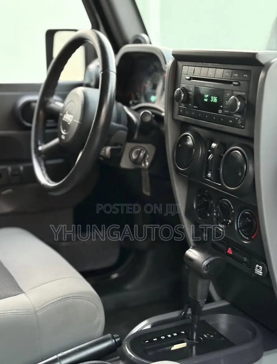 Jeep Wrangler 4.0 Sahara Automatic 2008 Black