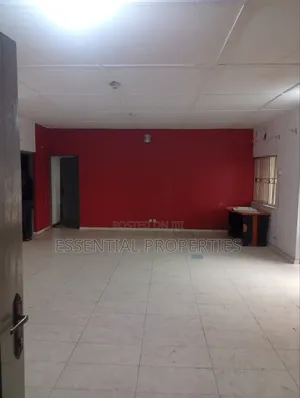 3bdrm Block of Flats in Boeat  Estate  Abc, Adeniyi Jones for rent