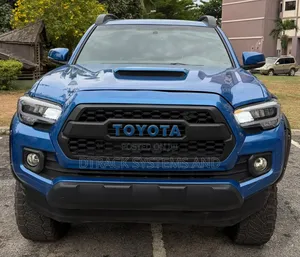 Toyota Tacoma 4dr Double Cab 2016 Blue