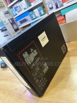 New Laptop HP 14-ep0063 32GB Intel Core Ultra 9 SSD 2T
