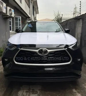 Toyota Highlander XLE AWD 2024 Black