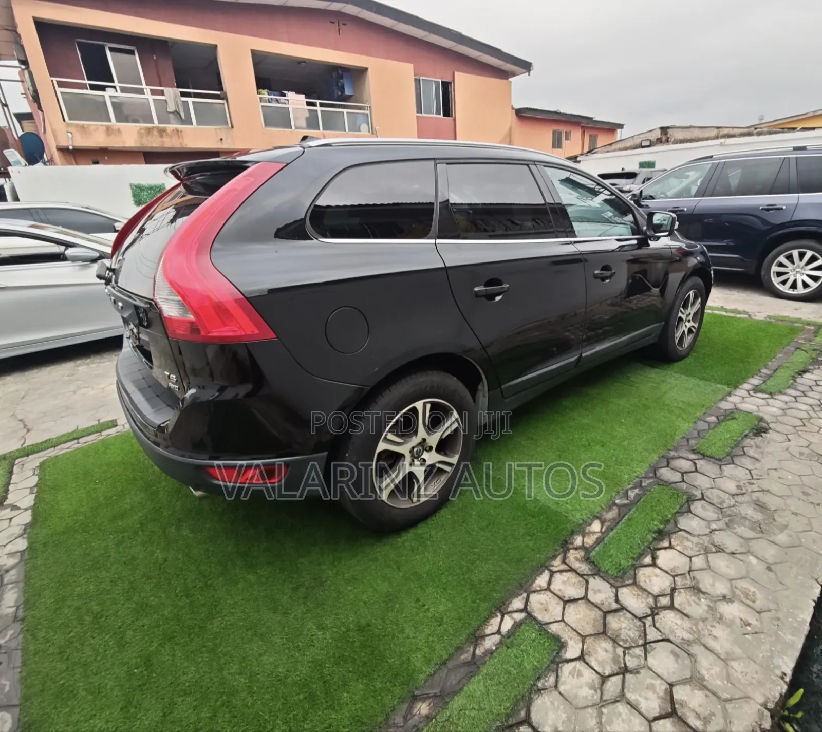Volvo XC60 T6 AWD 2011 Black