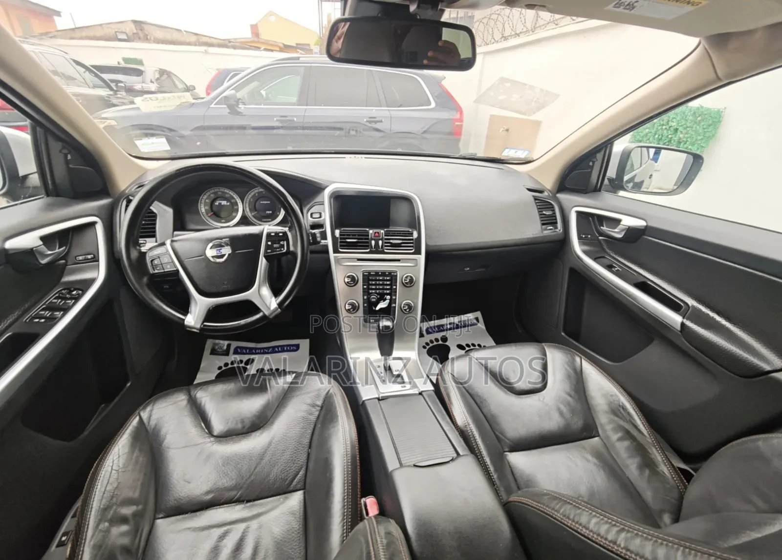 Volvo XC60 T6 AWD 2011 Black