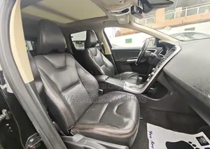 Volvo XC60 T6 AWD 2011 Black