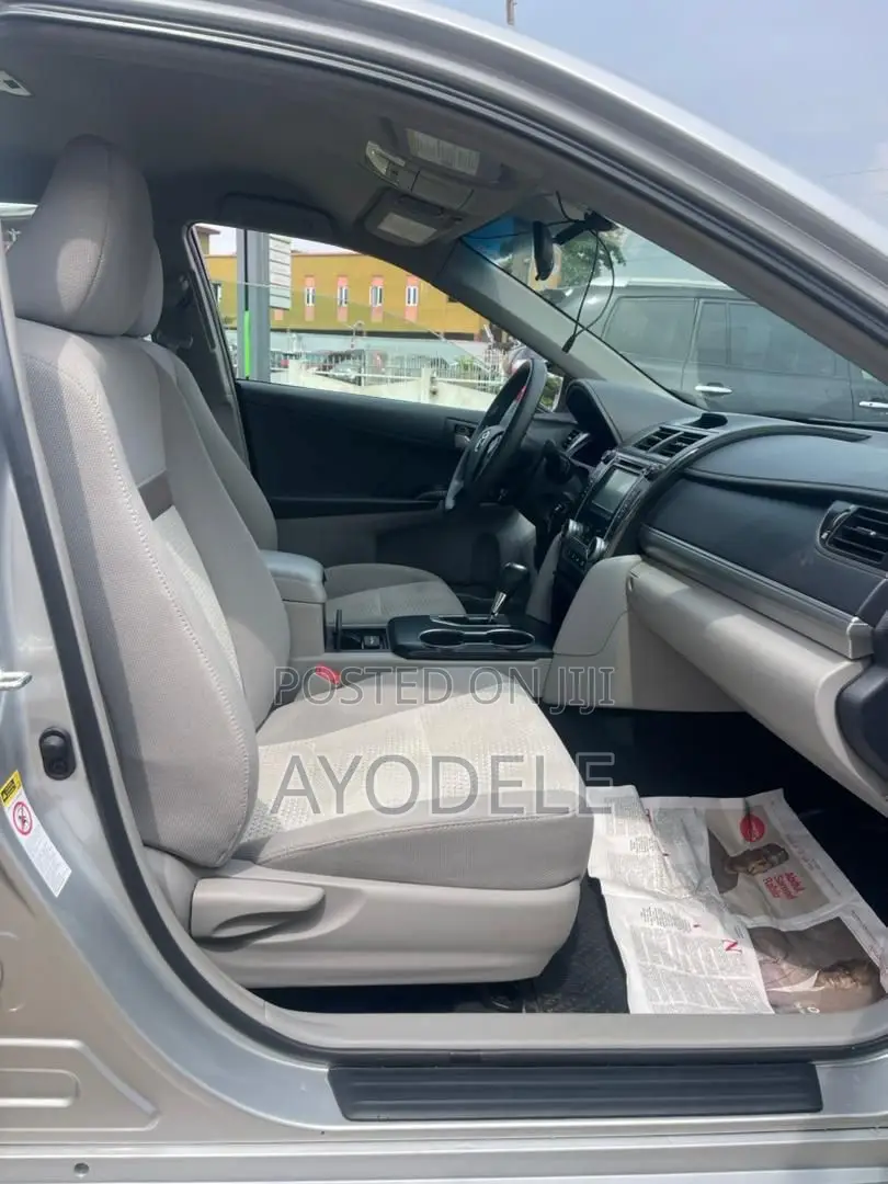 Toyota Camry 2012 Silver