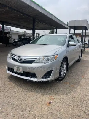 Toyota Camry 2012 Silver