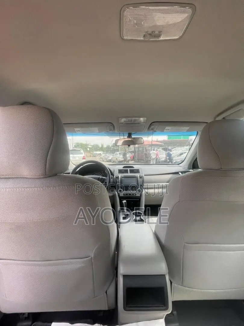 Toyota Camry 2012 Silver