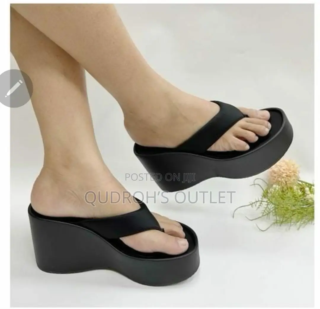 Female Wedge Slippers