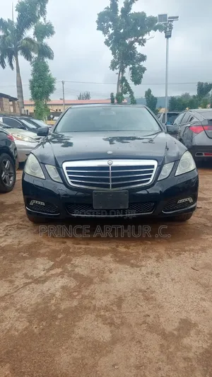 Mercedes-Benz E350 Base 4dr Sedan RWD (3.5L 6cyl 7A) 2011 Black