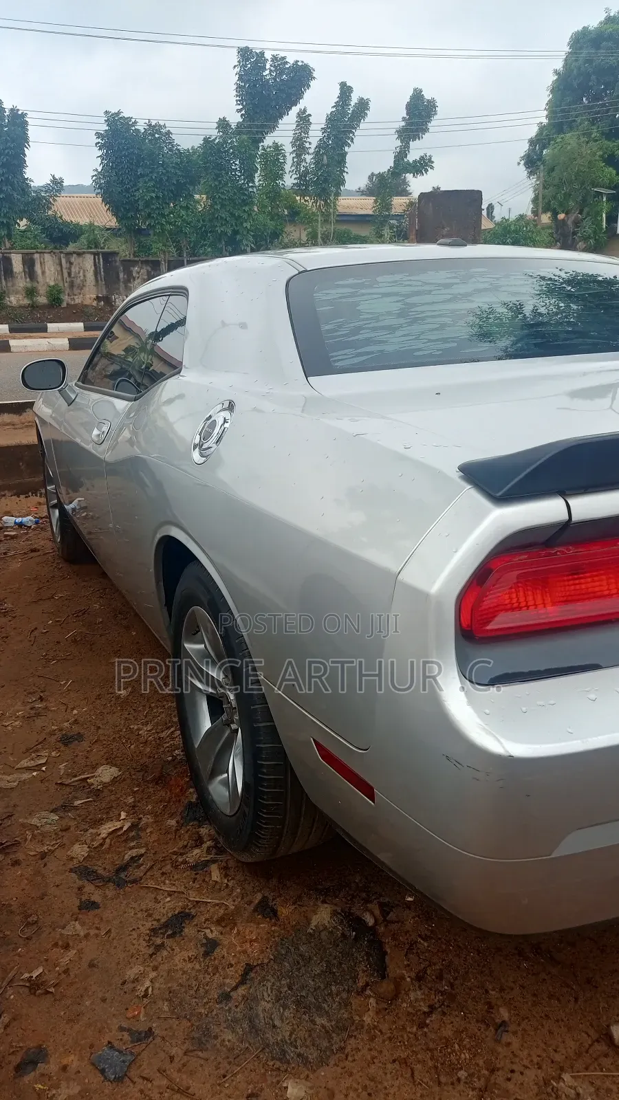 Dodge Challenger 2010 Silver