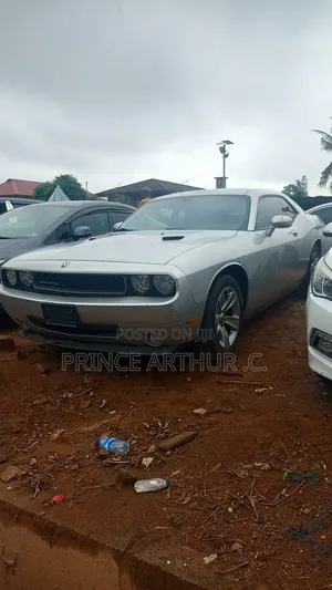 Dodge Challenger 2010 Silver