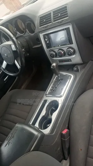 Dodge Challenger 2010 Silver