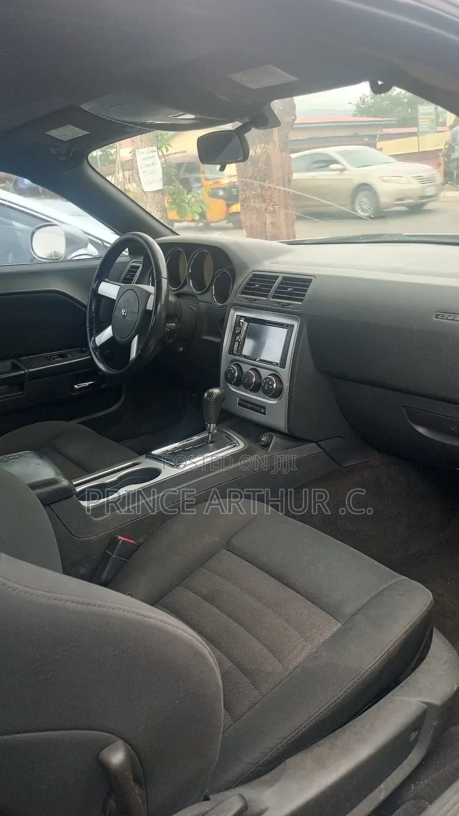 Dodge Challenger 2010 Silver