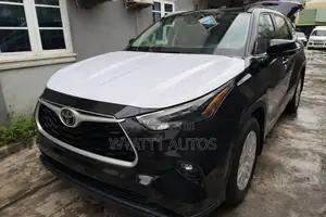Toyota Highlander XLE AWD 2024 Black