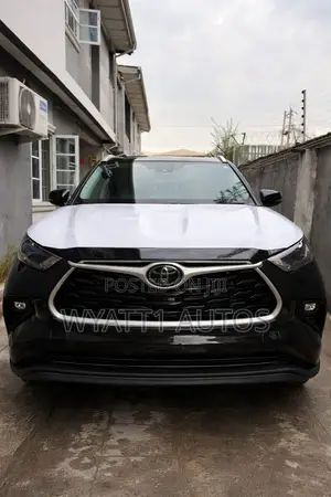 Toyota Highlander XLE AWD 2024 Black