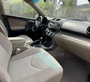 Toyota RAV4 2008 Green
