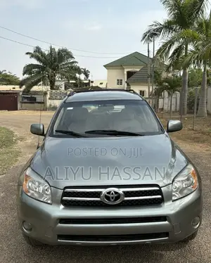 Toyota RAV4 2008 Green