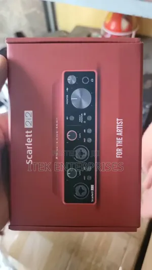 Focusrite Scarlett 2i2 3rd Generation.