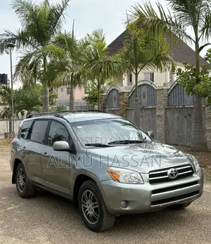 Toyota RAV4 2008 Green