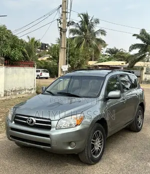 Toyota RAV4 2008 Green