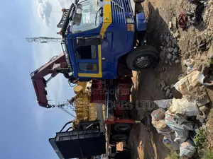 Hiab Crane Truck (Self Loader)