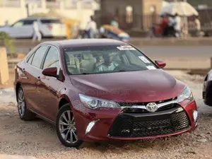 Toyota Camry 2016 Red