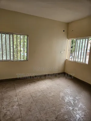 3bdrm Apartment in Wuse 2 for rent