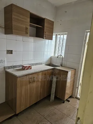 3bdrm Apartment in Wuse 2 for rent