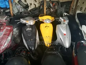 Honda Dio 2022 Silver