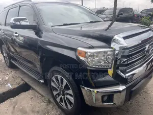 Toyota Sequoia Platinum 4dr SUV 4WD (5.7L 8cyl 6A) 2016 Black