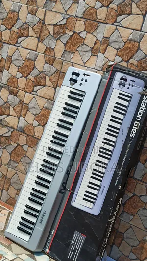 Keystation 61 Semi Weighted Midi Usb Keyboard/Piano
